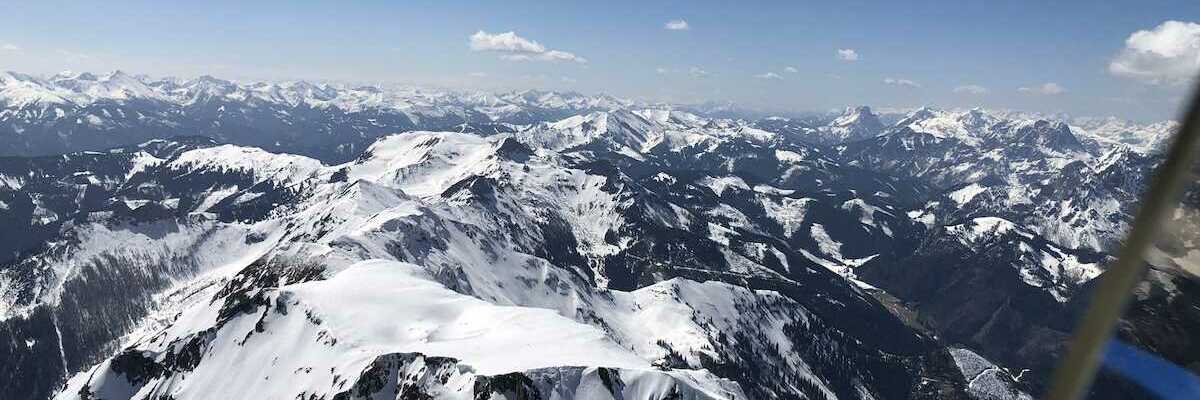 Flugwegposition um 12:30:34: Aufgenommen in der Nähe von Hafning bei Trofaiach, Österreich in 2372 Meter